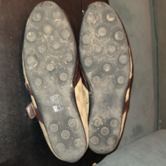 Gucci Brown and Beige Velcro Sneakers - Picture 6 of 9